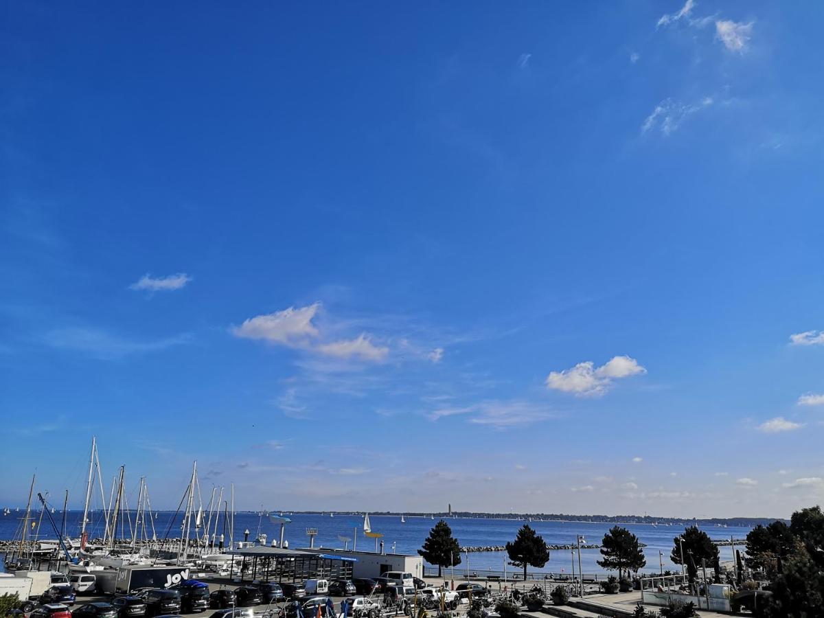 Sunny Seaside Apartment キール エクステリア 写真